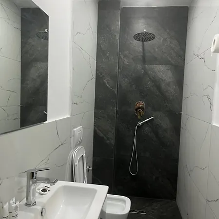 Ξενοδοχείο Luli Center 3*