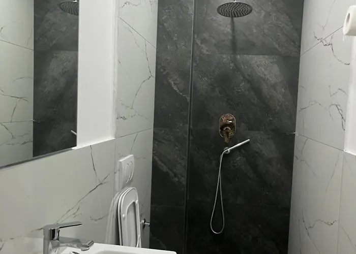 Hotel Luli Center 3*
